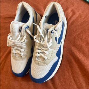 Nike Women's Shoes in Blue and White